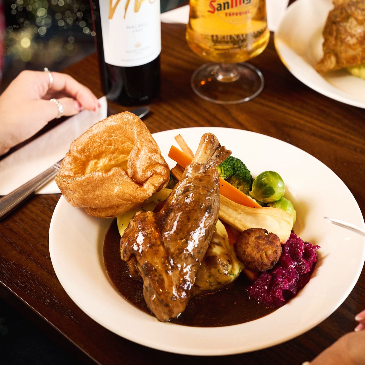 Christmas Day 2025 Lunch, Dinner & Dining at The Hanbury Arms in Caerleon